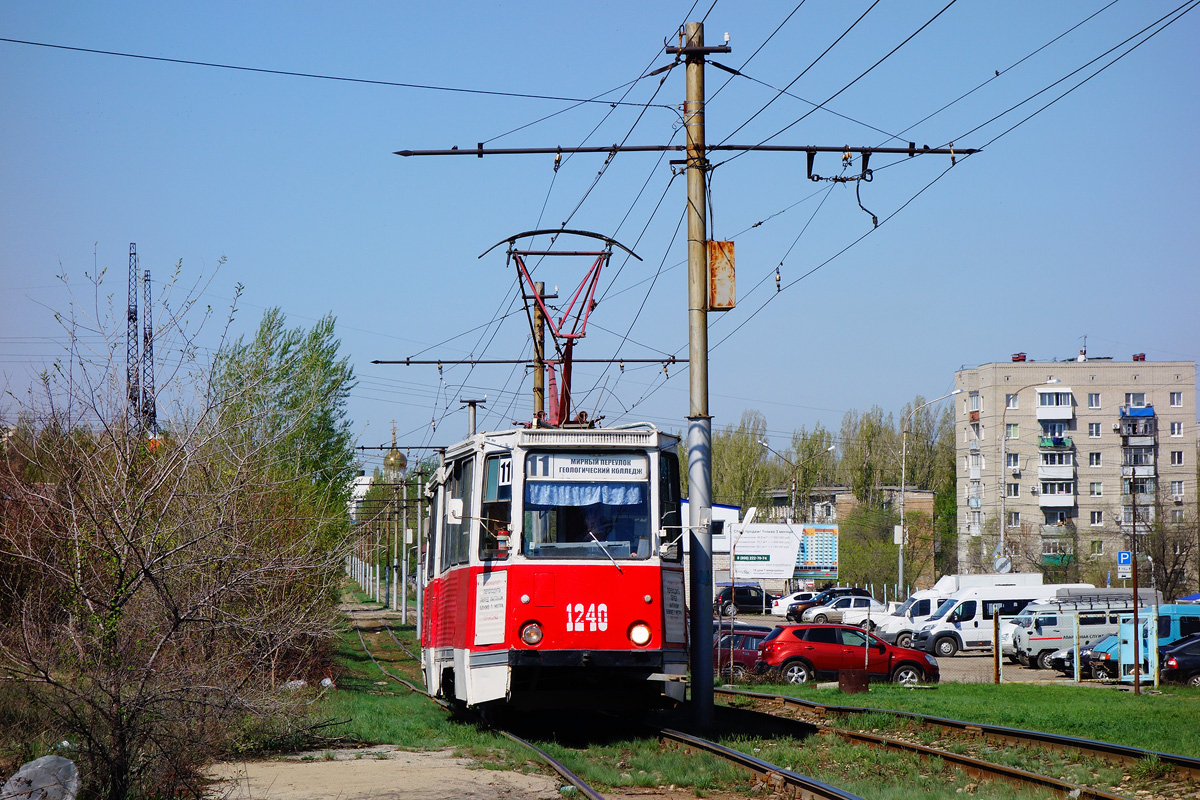 Saratov, 71-605 (KTM-5M3) N°. 1240