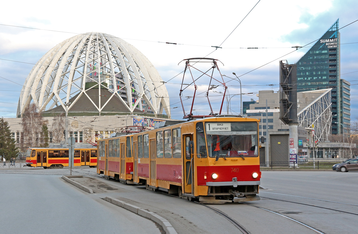 Екатеринбург, Tatra T6B5SU № 740