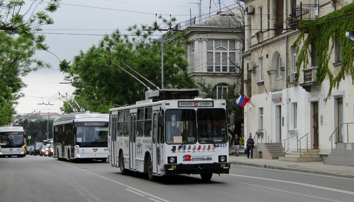 Севастополь, ЮМЗ Т2 № 1037