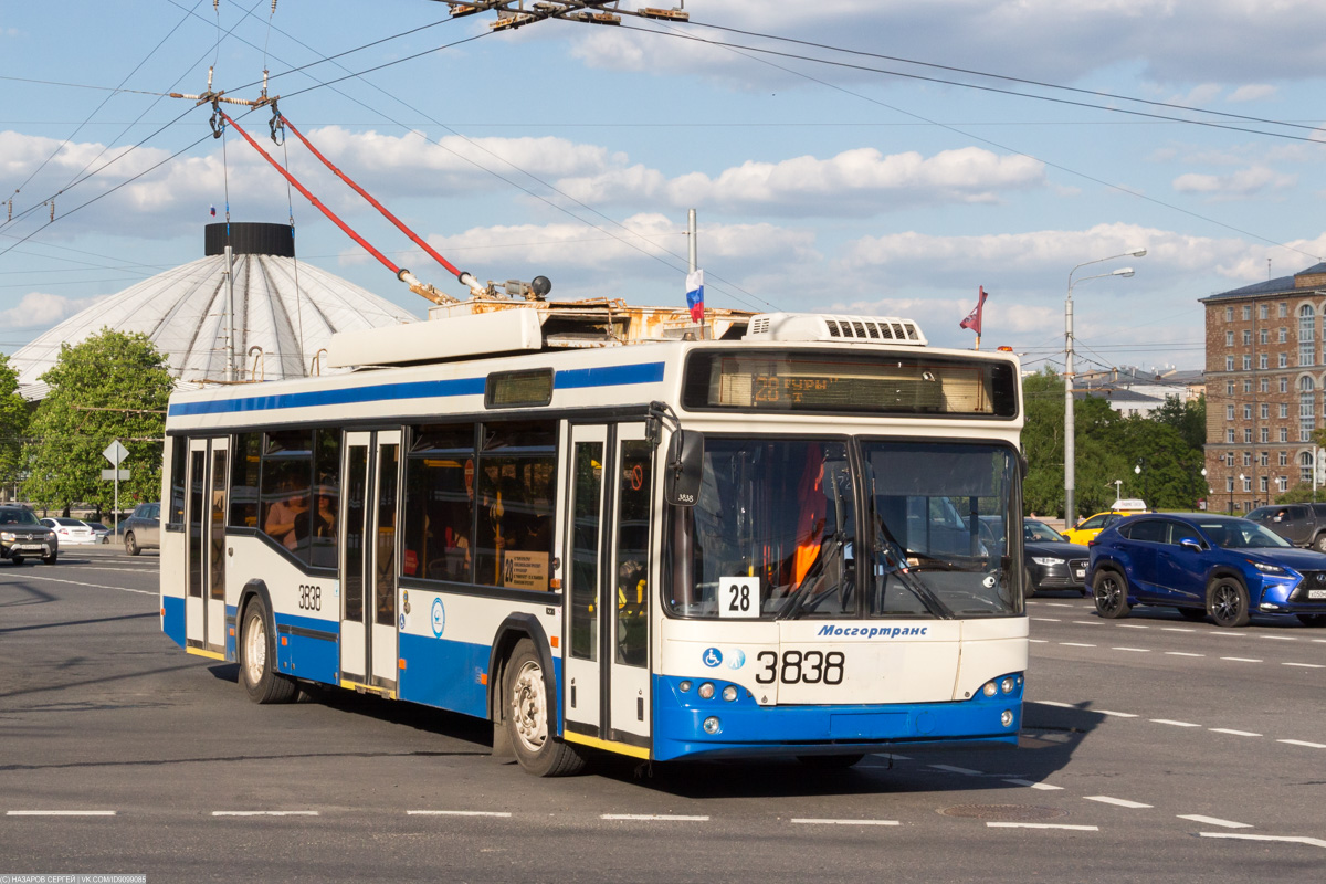 Москва, СВАРЗ-МАЗ-6235.00 № 3838