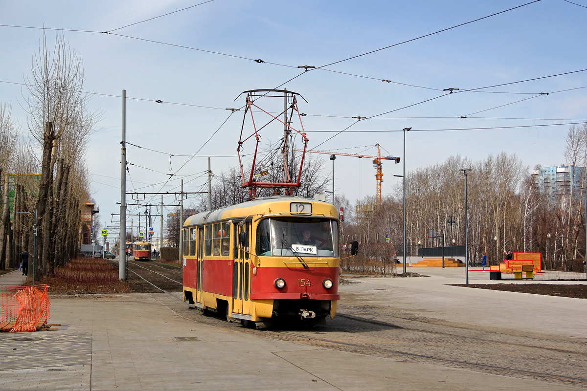 Jekaterinburg, Tatra T3SU Nr. 154