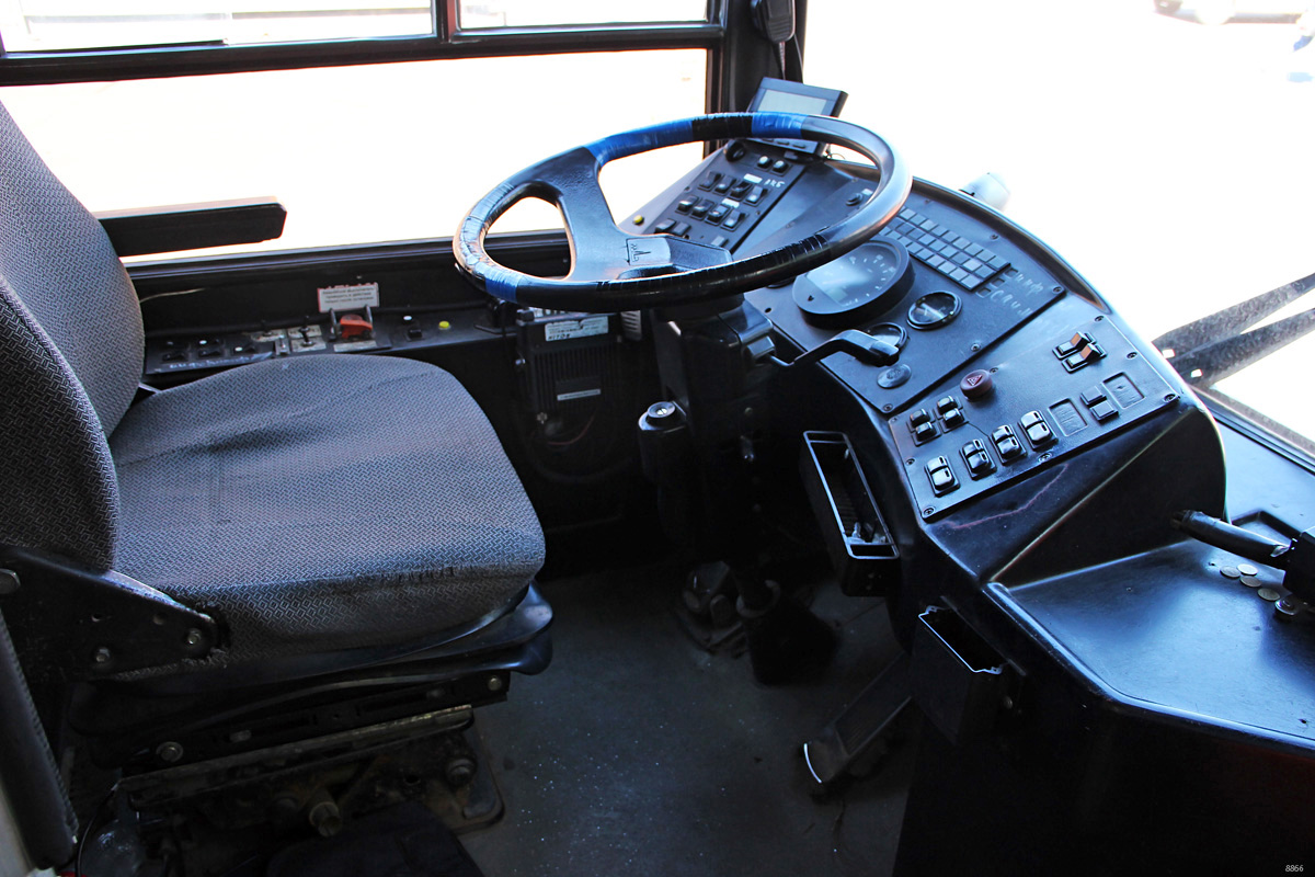 Москва, СВАРЗ-МАЗ-6235.00 № 8866