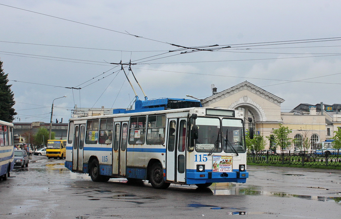 Полтава, ЮМЗ Т2 № 115