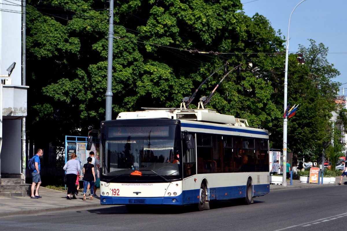 Краснодар, СВАРЗ-МАЗ-6275 № 192