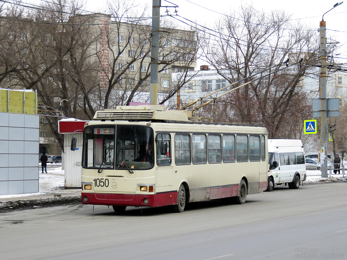 Челябинск, ЛиАЗ-5280 (ВЗТМ) № 1050