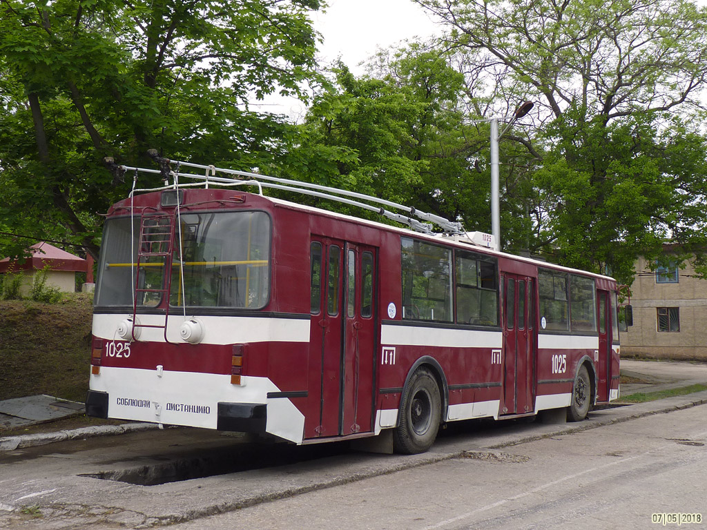 Севастополь, ЗиУ-682Г [Г00] № 1025