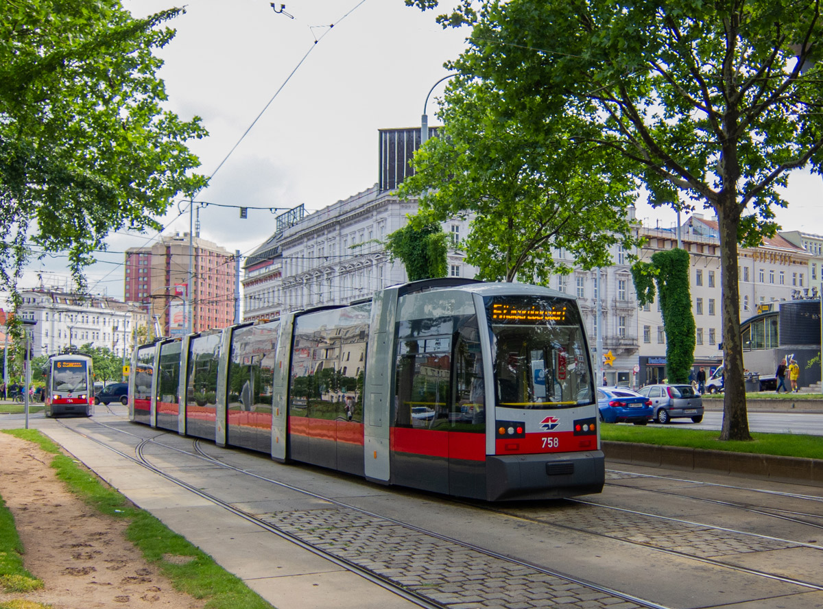 Вена, Siemens ULF-B1 № 758