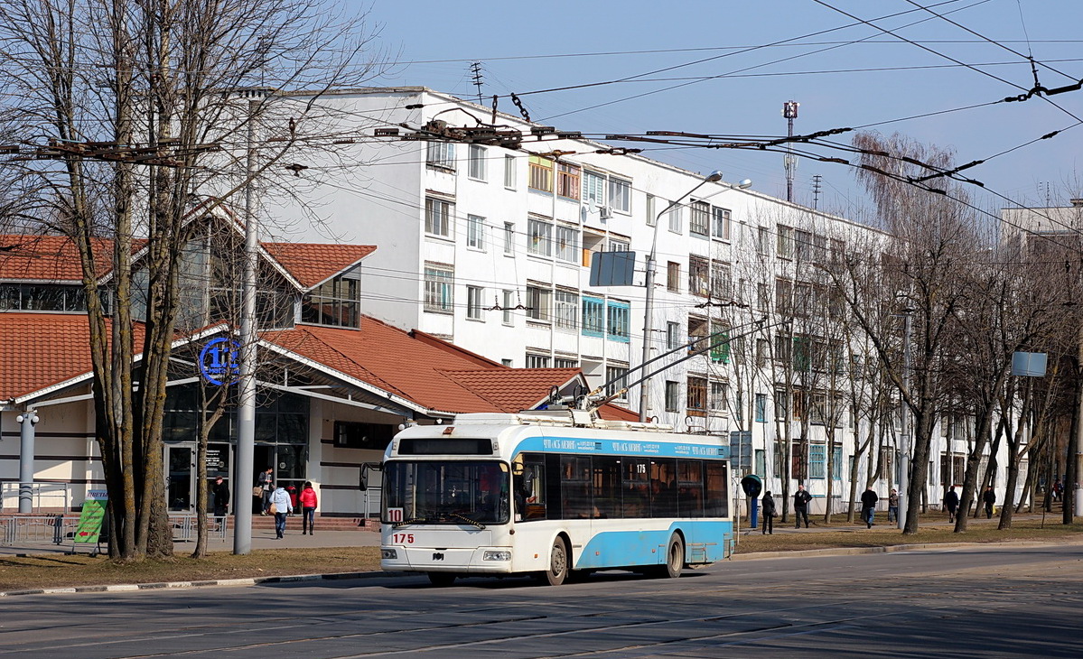 Витебск, БКМ 321 № 175