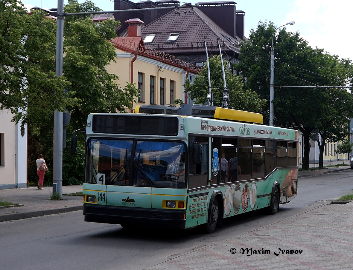 Brest, MAZ-ETON T103 # 144