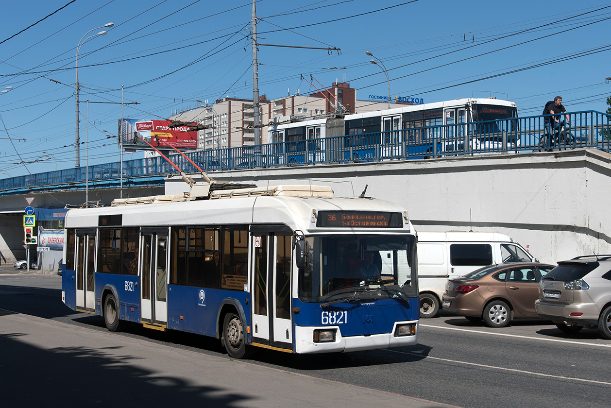 Moscow, BKM 321 № 6821