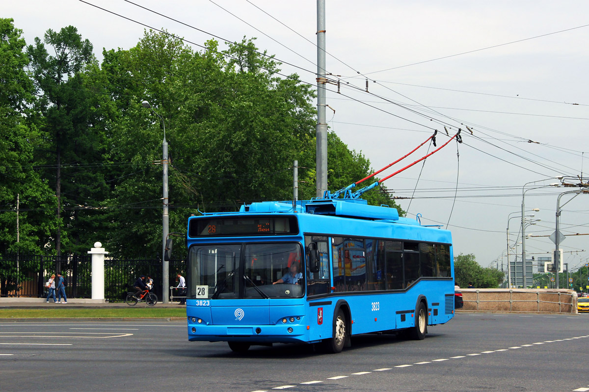 Москва, СВАРЗ-МАЗ-6235.00 № 3823