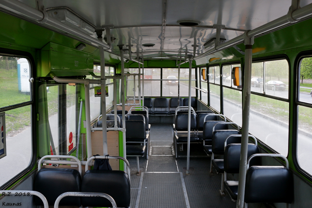 Каунас, Škoda 14Tr № 327