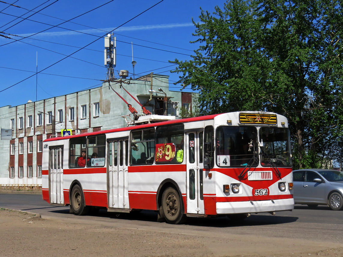 Киров, ЗиУ-682Г (СЗТМ) № 562