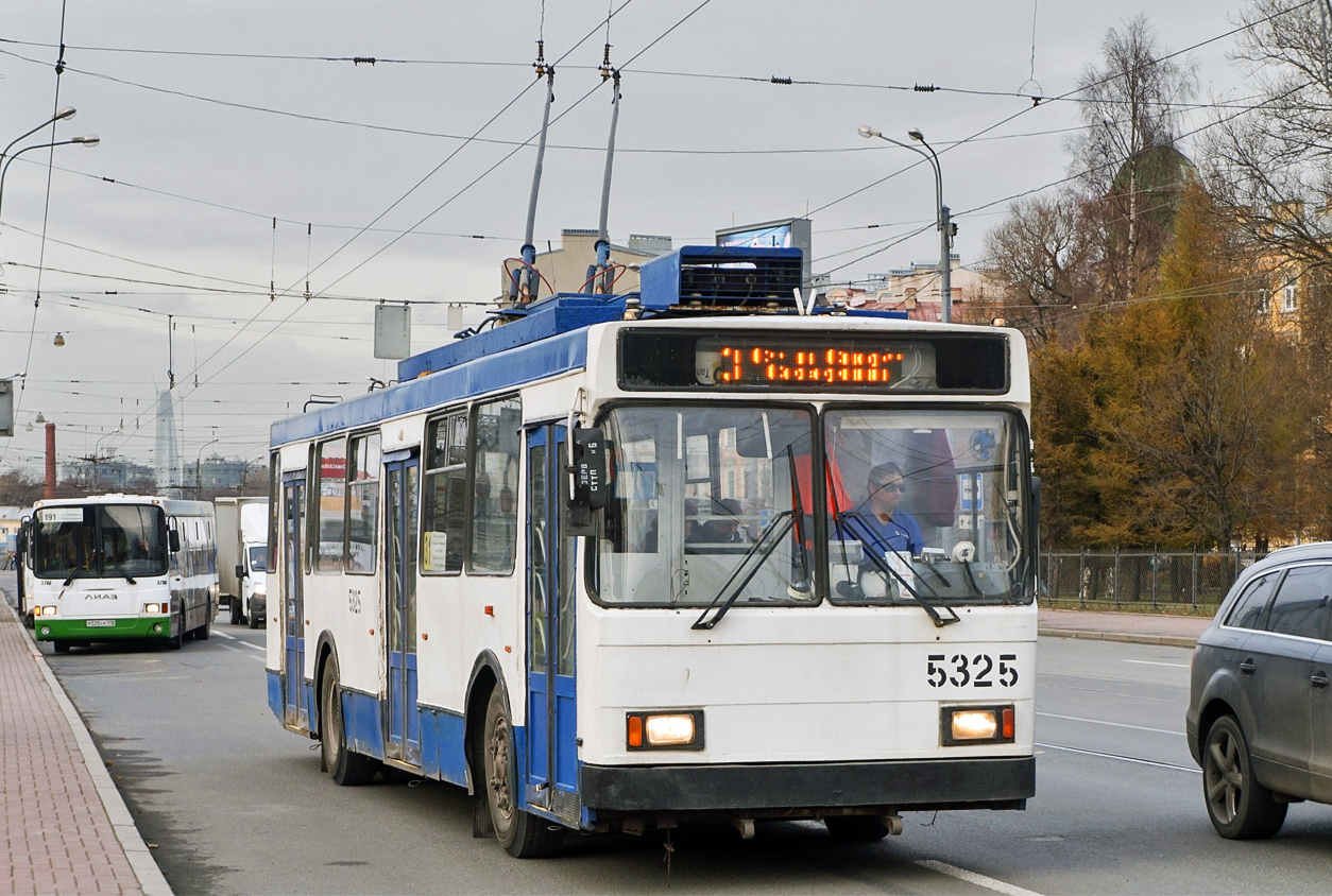 Санкт-Петербург, ВМЗ-5298-22 № 5325