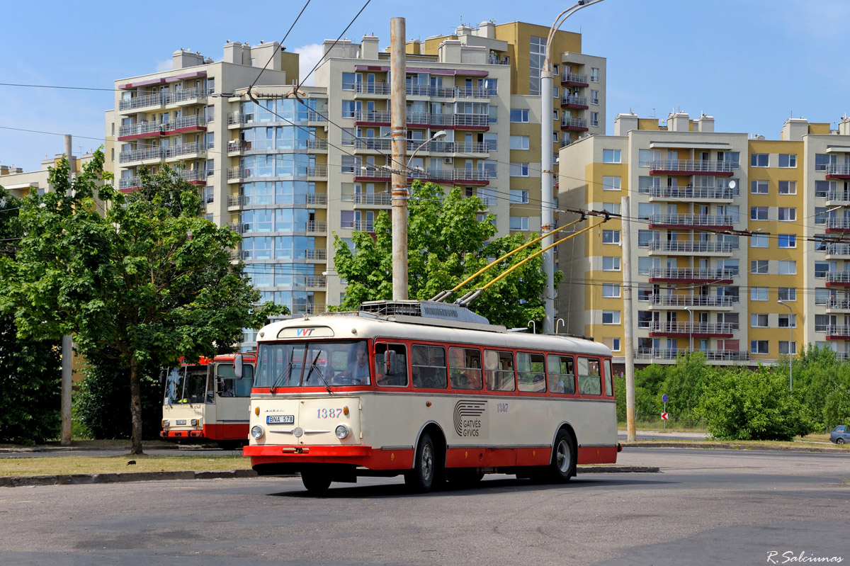 Вільня, Škoda 9TrH29 № 1387