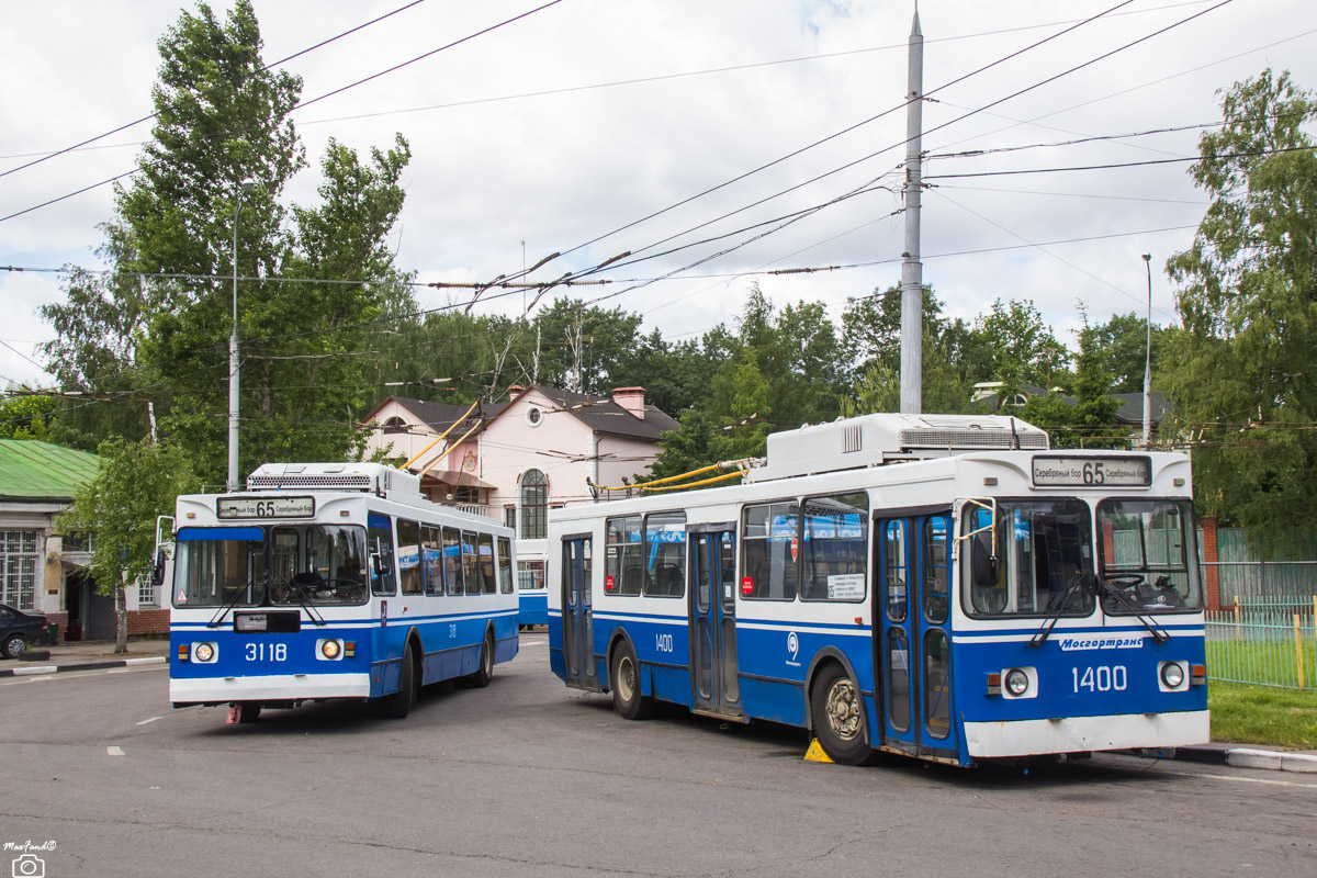 Москва, ЗиУ-682ГМ1 (с широкой передней дверью) № 3118; Москва, ЗиУ-682ГМ1 (с широкой передней дверью) № 1400