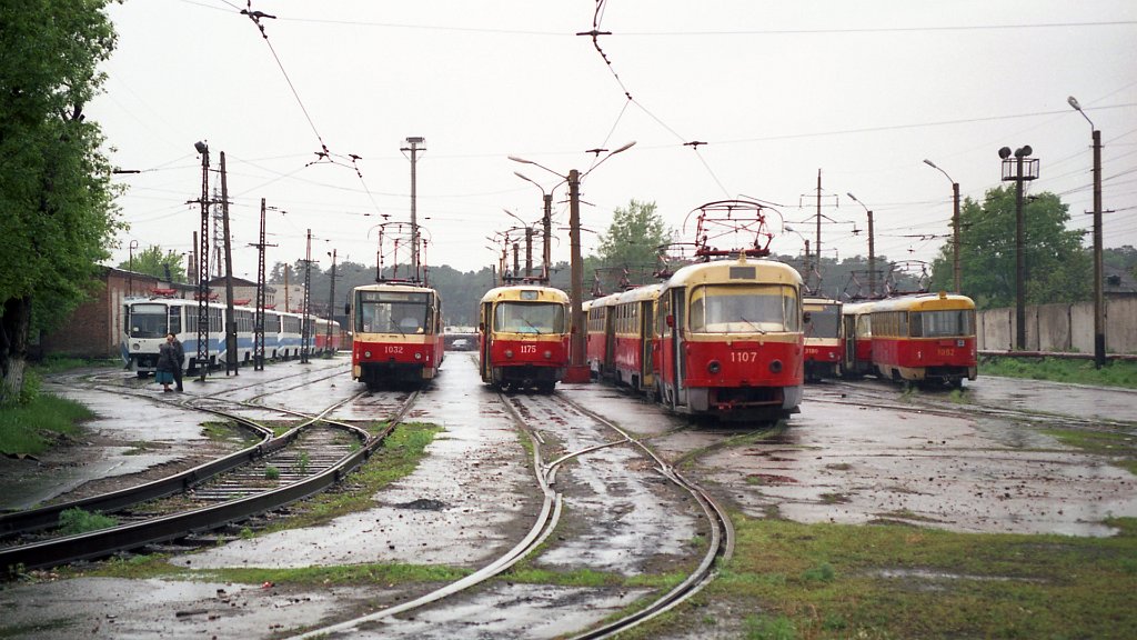 Барнаул, Tatra T6B5SU № 1032; Барнаул, Tatra T3SU (двухдверная) № 1175; Барнаул, Tatra T3SU № 1107; Барнаул — Новый подвижной состав; Барнаул — Трамвайное депо №1, улица Анатолия, 304. (закрыто в 2013 г.)