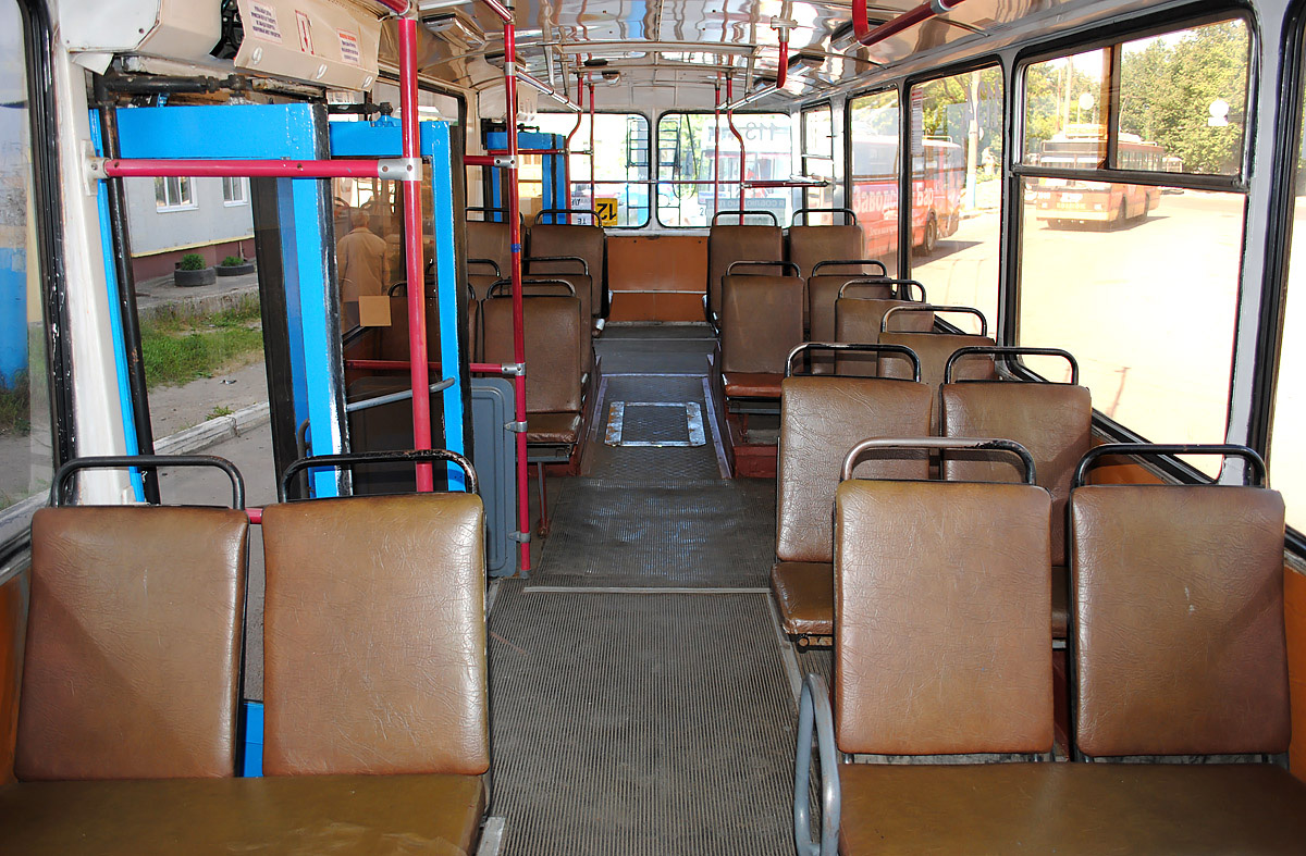 Брянск, ЗиУ-682Г-016.02 (с широкой 1-й дверью) № 1134; Брянск — Салоны