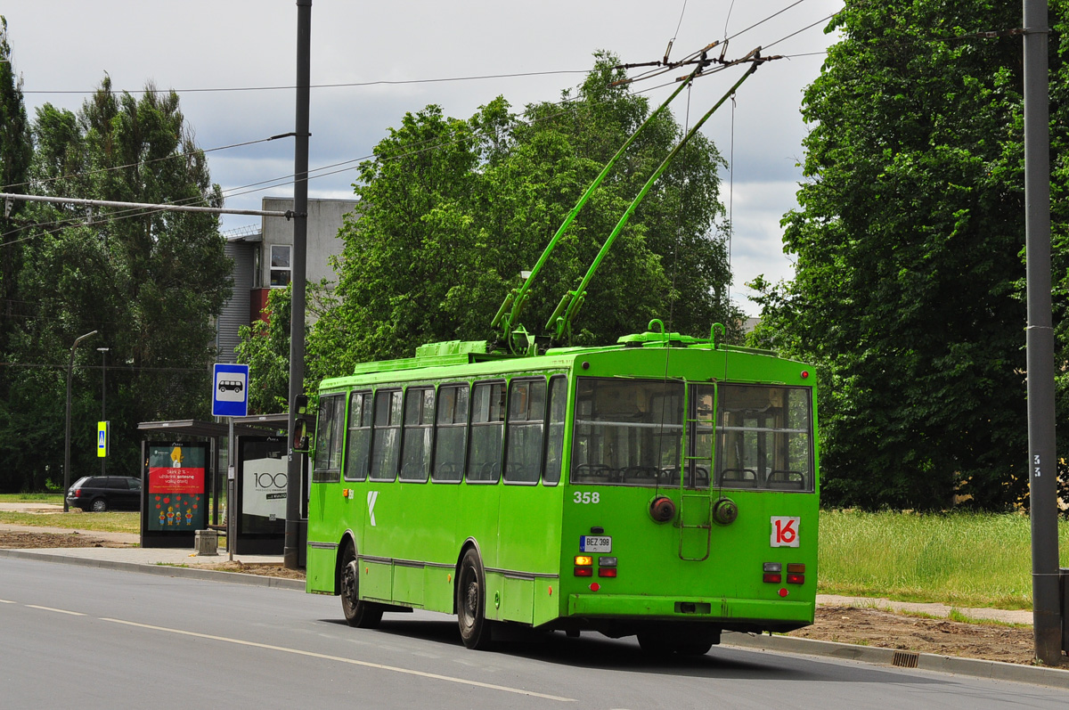 Каунас, Škoda 14Tr02 № 358