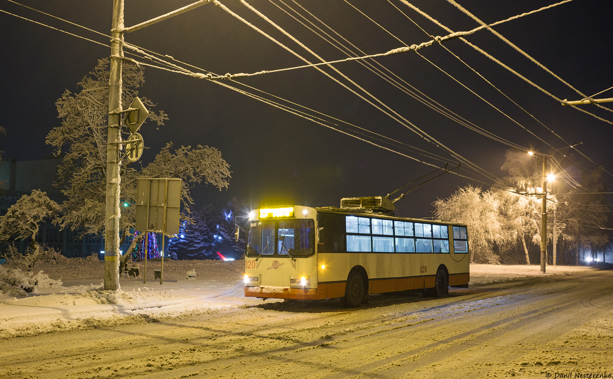 Кривой Рог, ЗиУ-682П № 020