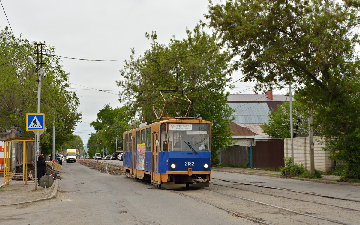 Oulianovsk, Tatra T6B5SU N°. 2182