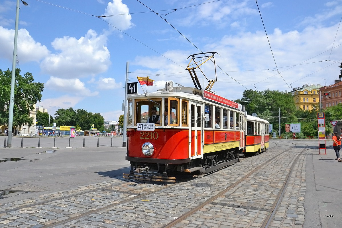 Прага, Ringhoffer DSM № 2210