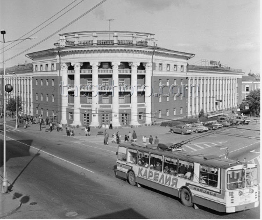 Петрозаводск, ЗиУ-682В № 182; Петрозаводск — Исторические фотографии
