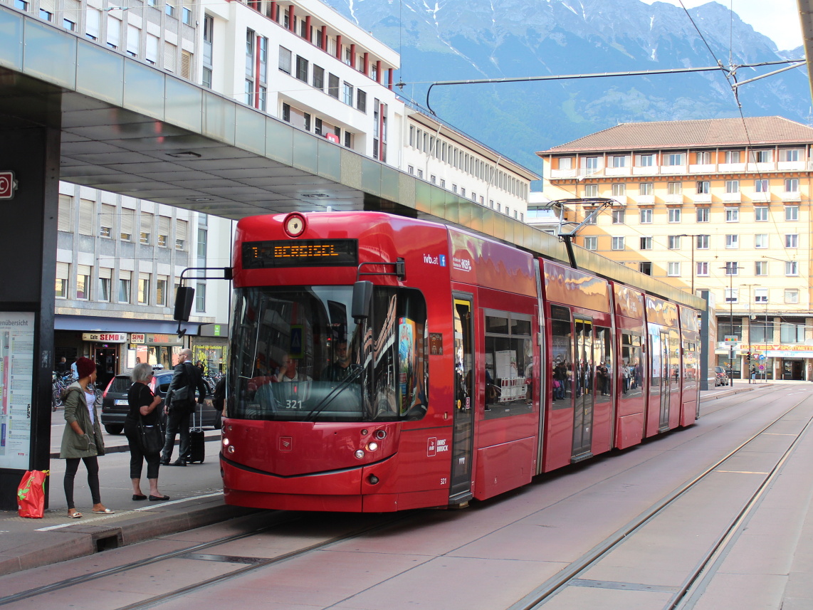 Innsbruck, Bombardier Flexity Outlook # 321