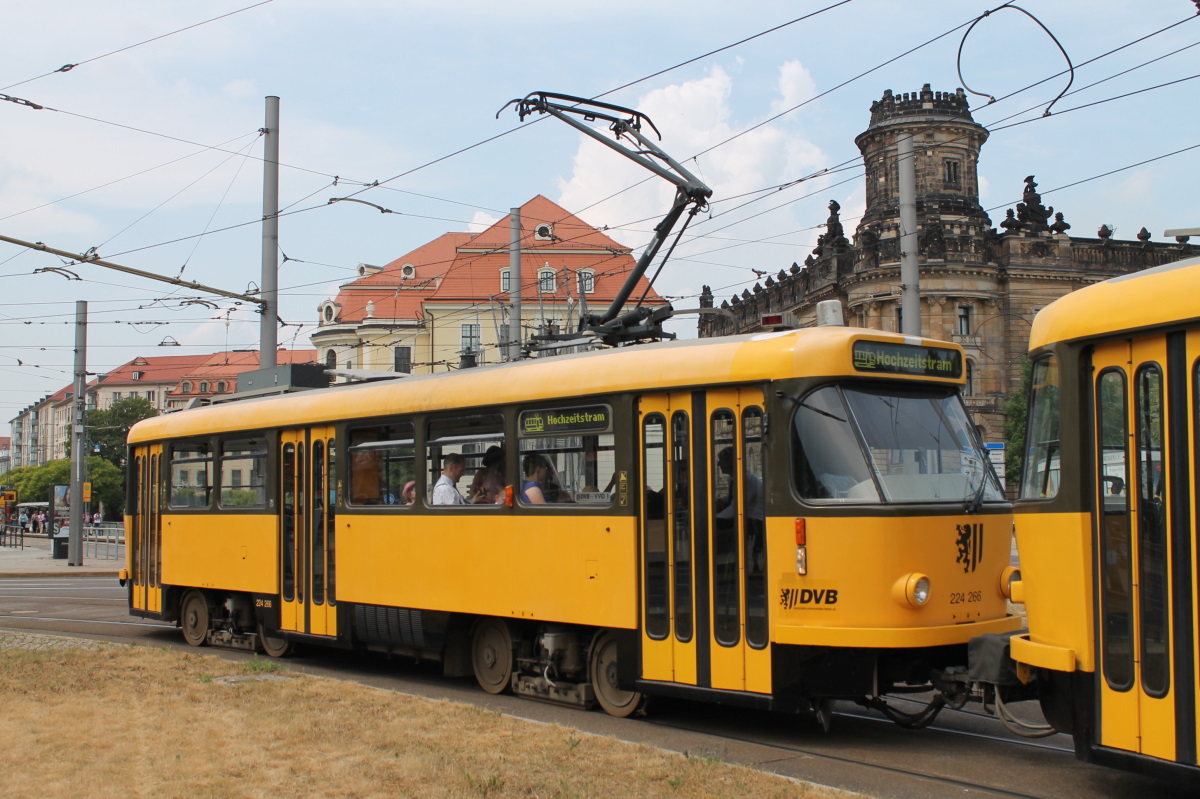 Дрезден, Tatra T4D-MT № 224 266