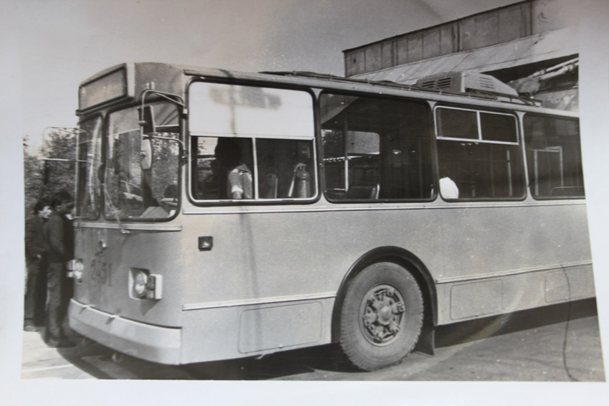 比什凯克, ZiU-682V # 2451; 比什凯克 — Old photos