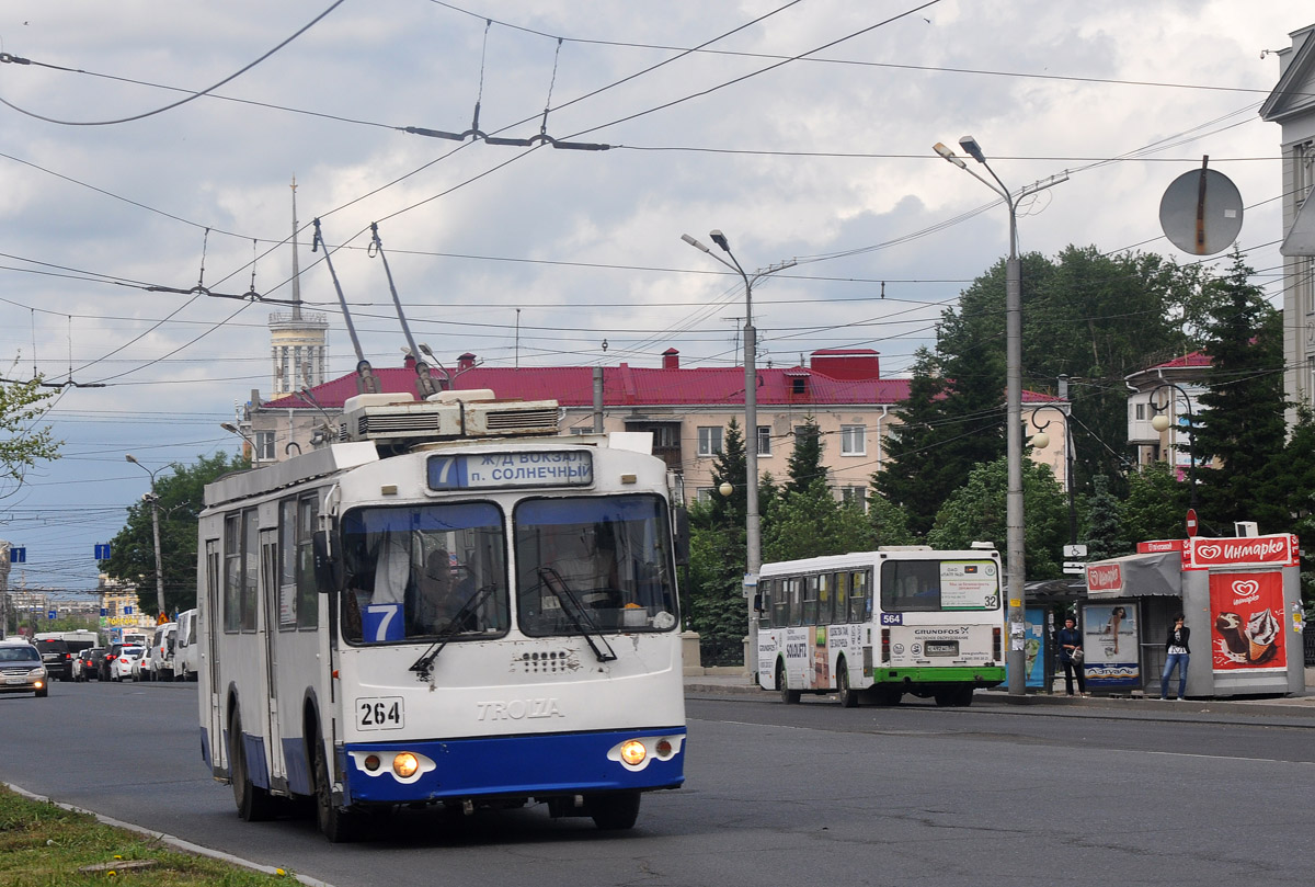 Омск, ЗиУ-682Г-016.02 № 264