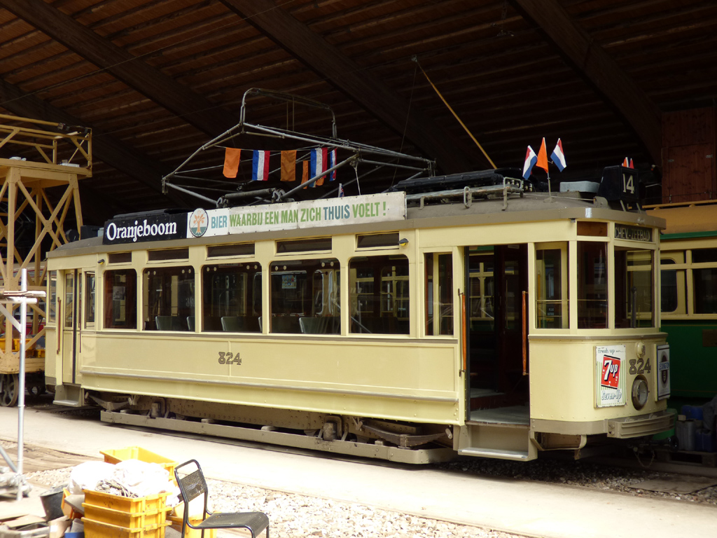 Скьолленесхольм, Двухосный моторный Nivelles № 824; Скьолленесхольм — 40-летний юбилей музея &mdash; 26.05.2018.