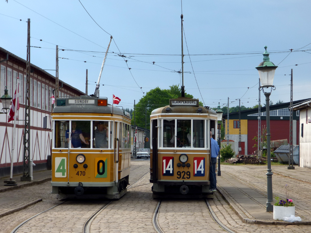 Скьолленесхольм, Двухосный моторный KS № 470; Скьолленесхольм, Четырёхосный моторный KS Lunding № 929; Скьолленесхольм — 40-летний юбилей музея — 26.05.2018.