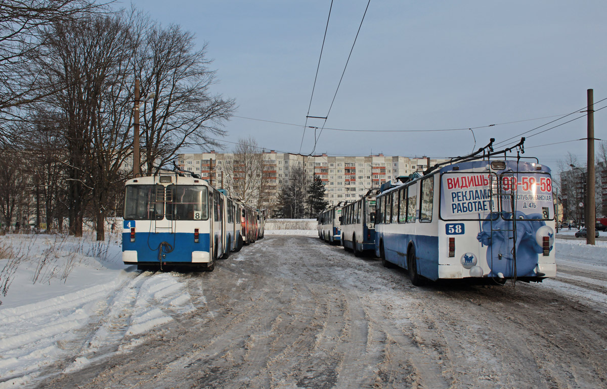 Yaroslavl, Trolza-62052.02 [62052V] # 4; Yaroslavl, ZiU-682G [G00] # 58; Yaroslavl — Terminus stations — trolleybus