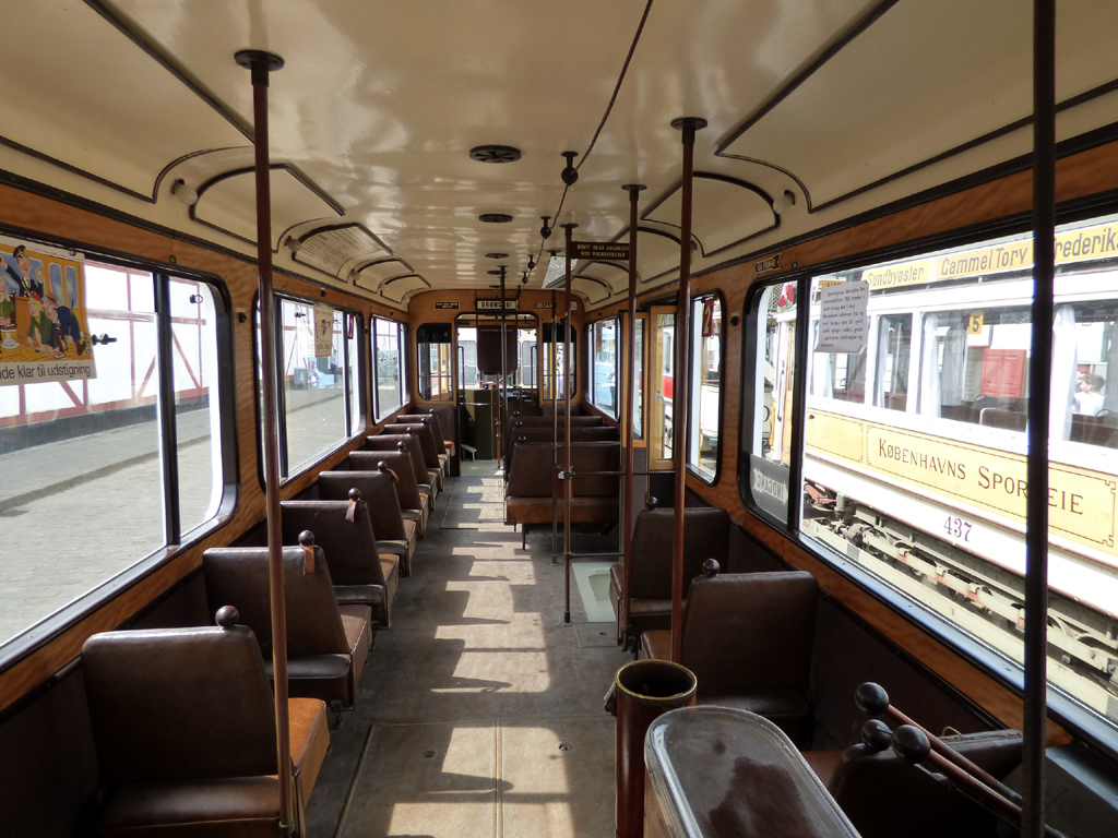 Скьолленесхольм, Четырёхосный моторный KS Lunding № 587; Скьолленесхольм — 40-летний юбилей музея — 26.05.2018.