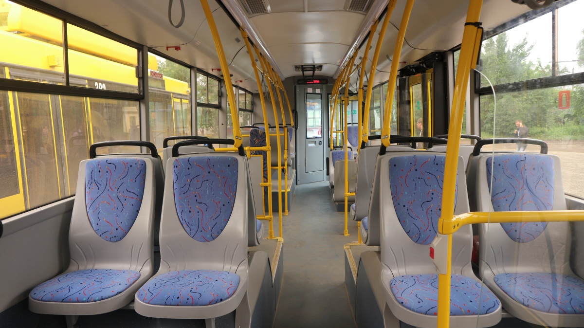 Черновцы, Дніпро Т203 № 385