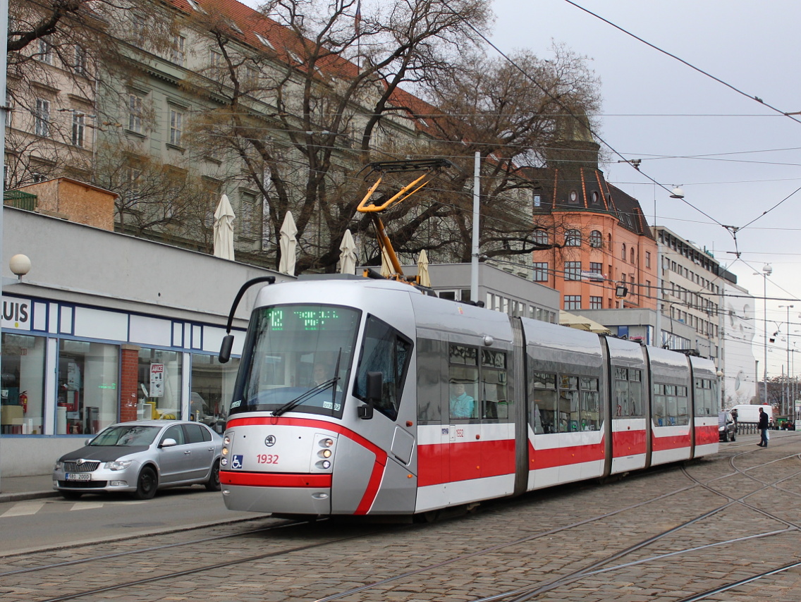 Брно, Škoda 13T Elektra № 1932