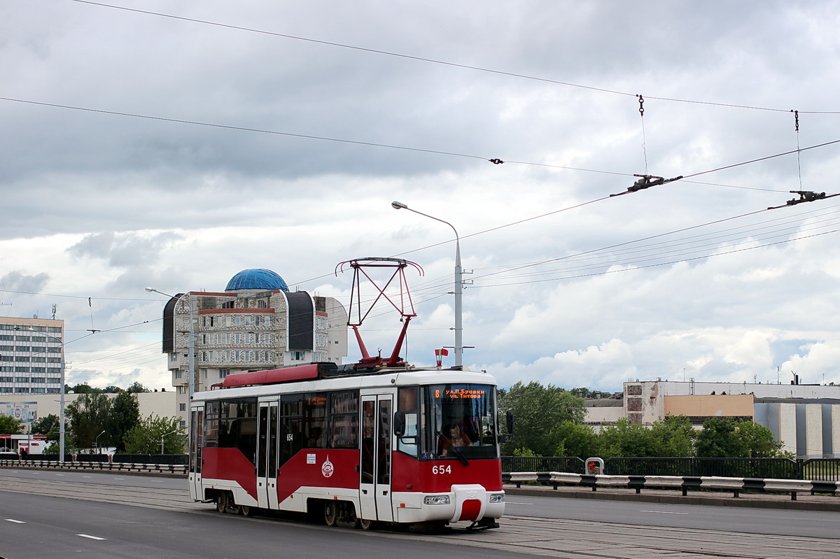 Витебск, БКМ 62103 № 654