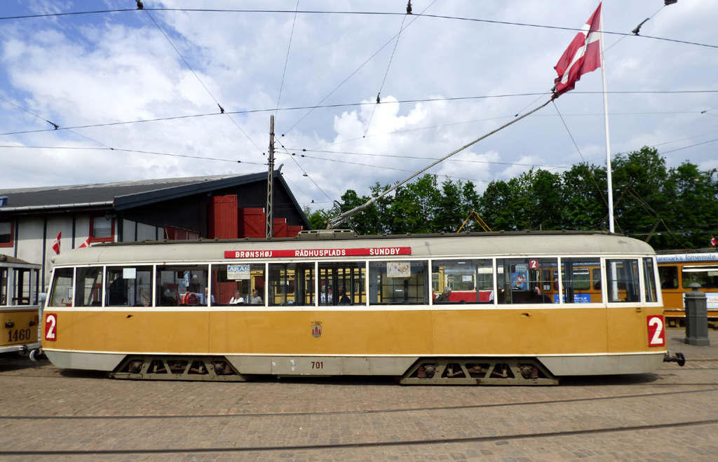 Скьолленесхольм, Четырёхосный моторный KS Dukke Lise № 701; Скьолленесхольм — 40-летний юбилей музея &mdash; 26.05.2018.