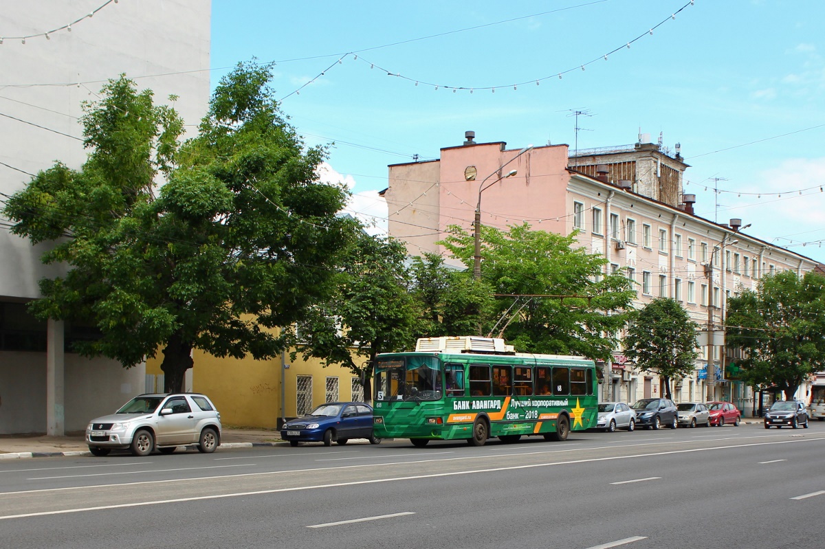 Тверь, ЛиАЗ-5280 № 68