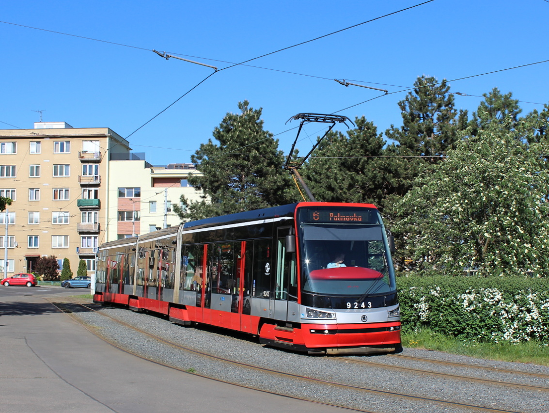 Прага, Škoda 15T3B ForCity Alfa Praha № 9243