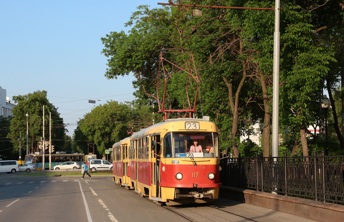 Yekaterinburg, Tatra T3SU (2-door) č. 117