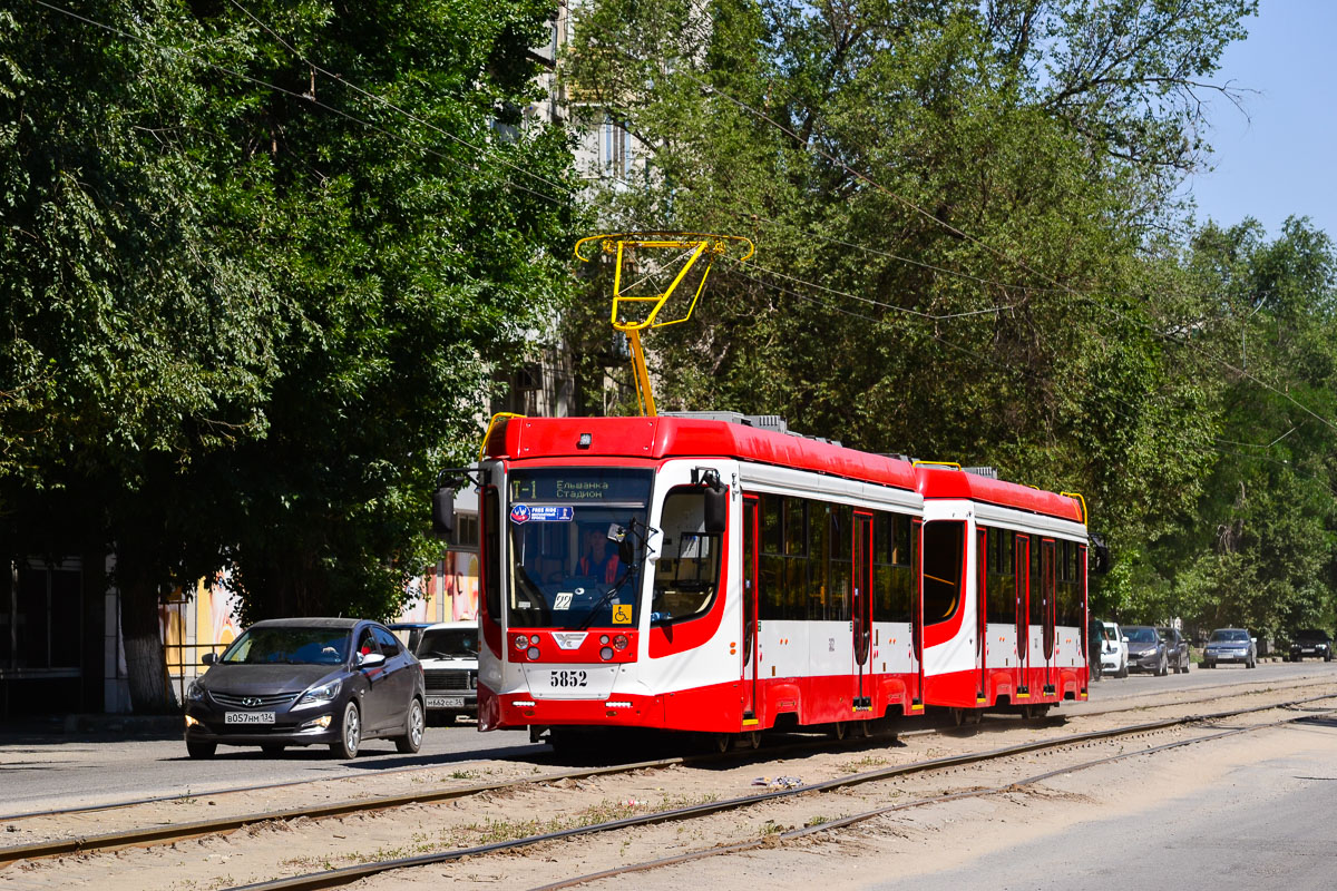 Волгоград, 71-623-03 № 5852