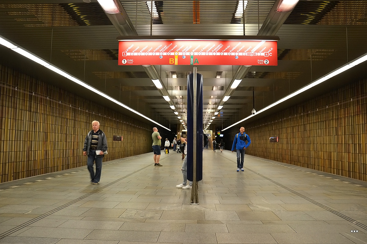 Прага — Метрополитен: линия C Прага — Метрополитен: линия C