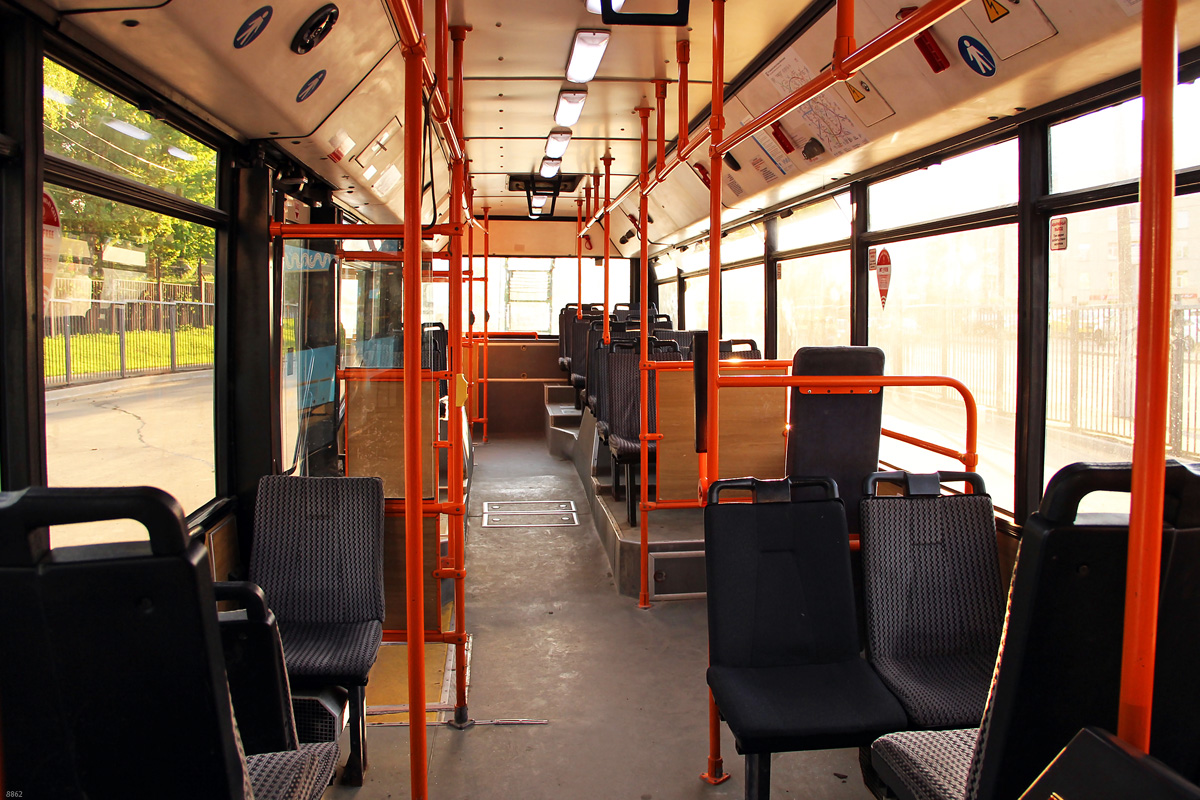 Москва, СВАРЗ-МАЗ-6235.00 № 8862