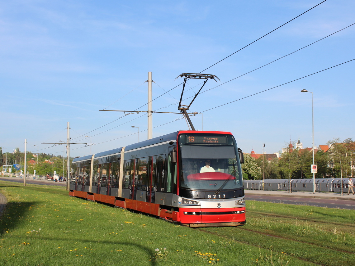 Прага, Škoda 15T2 ForCity Alfa Praha № 9217