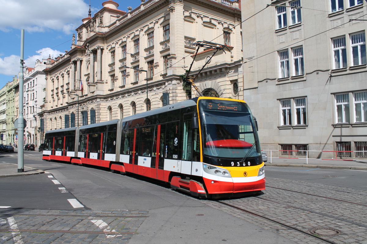 Прага, Škoda 15T5 ForCity Alfa Praha № 9360