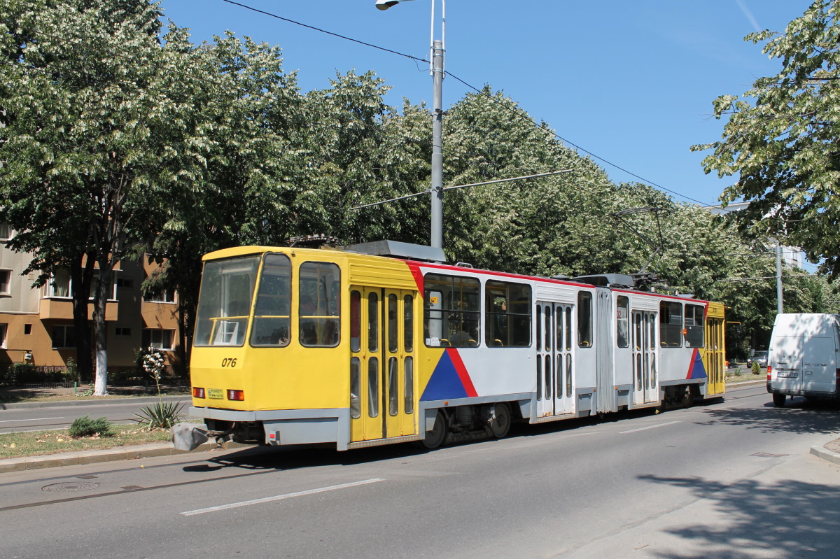 Ploiești, Tatra KT4D — 076