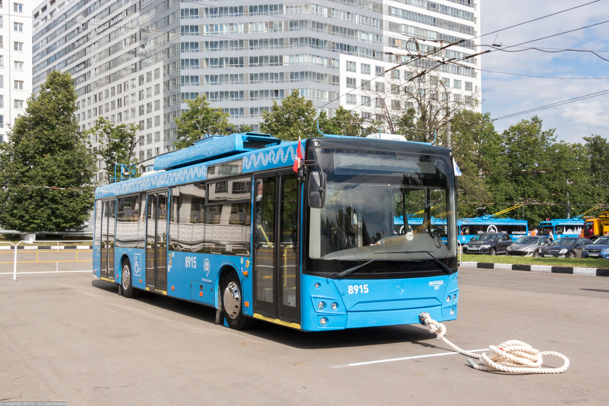 Москва, СВАРЗ-МАЗ-6275 № 8915