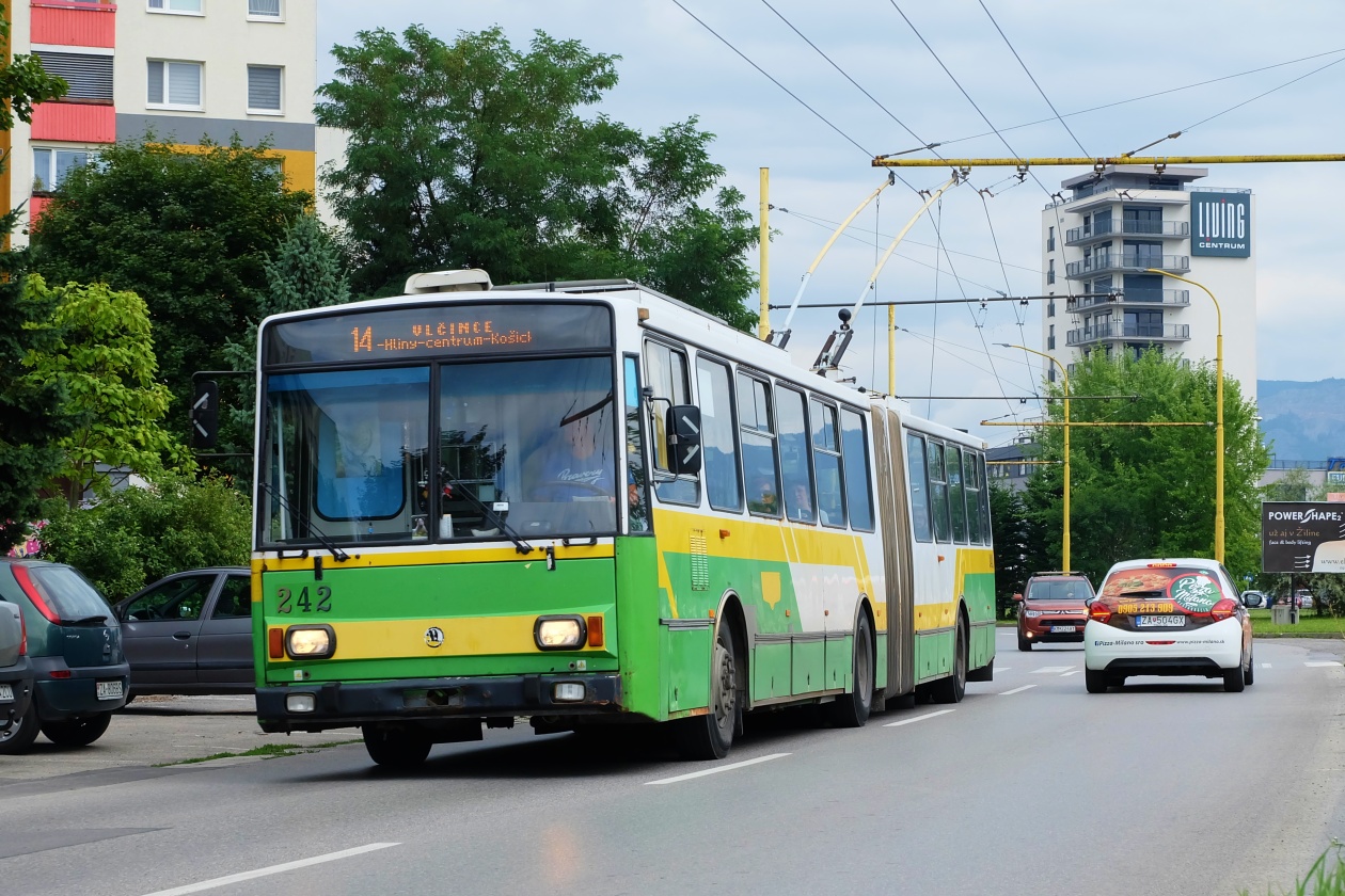 Жилина, Škoda 15Tr13/7M № 242
